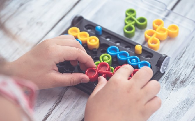 Gra logiczna Smart Games - IQ Twist